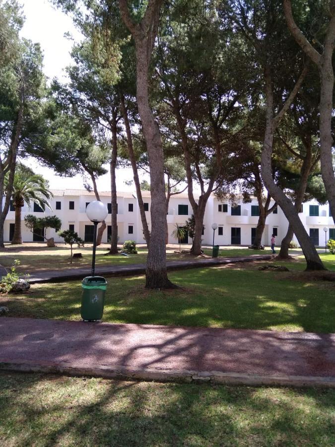 Apartamentos Playa Park Brisas Son Xoriguer Cala 'n Bosch Buitenkant foto