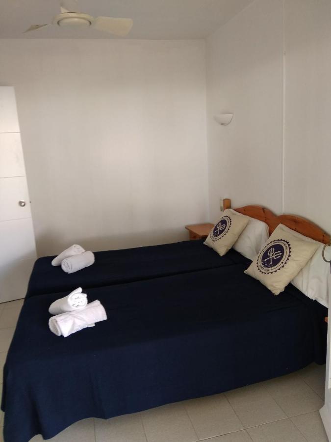Apartamentos Playa Park Brisas Son Xoriguer Cala 'n Bosch Buitenkant foto